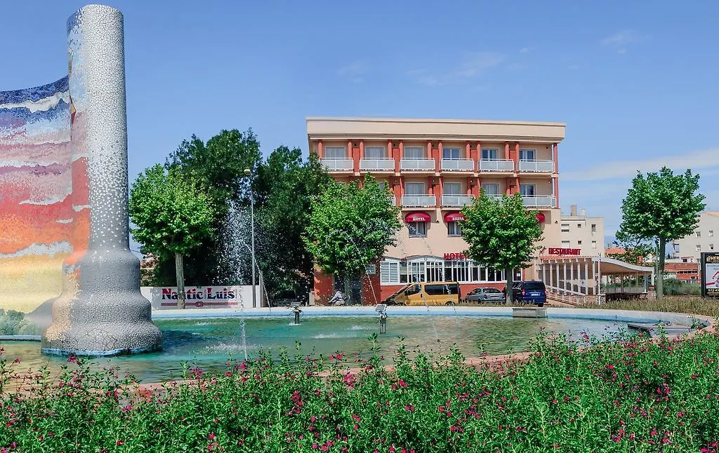 Hotel Silvia Empuriabrava 2*,