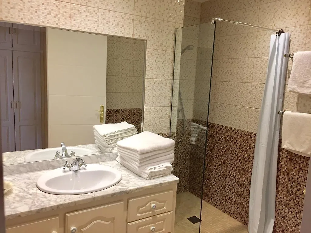 Hotel Silvia Empuriabrava 2*,